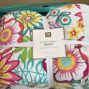 Pottery Barn Teen Bedding